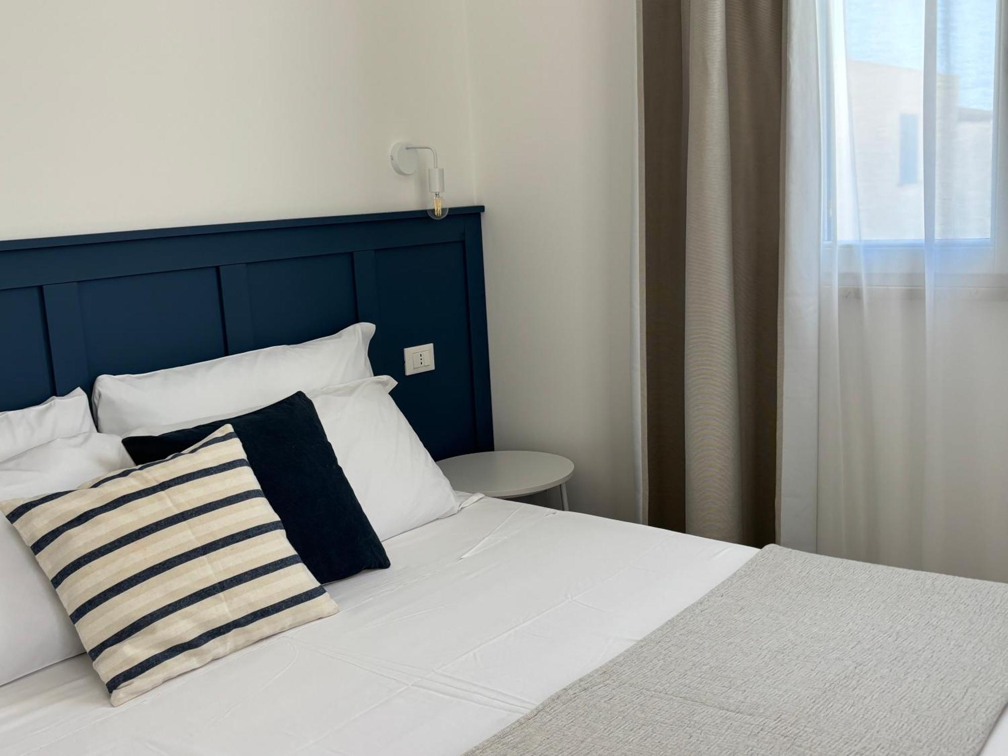 Cala Azzurra Macari Bed And Breakfast And Holidays House חדר תמונה